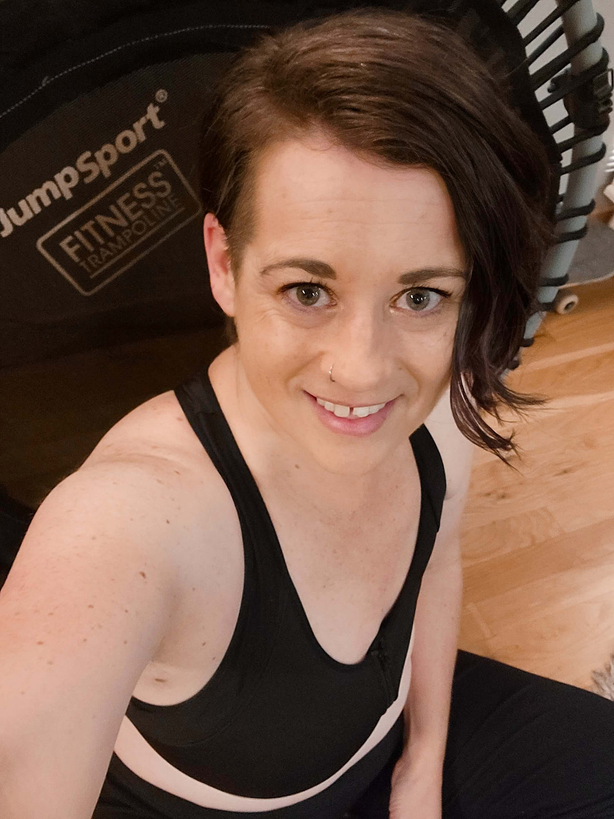Hero Front‑Closure Sports Bra - Black
